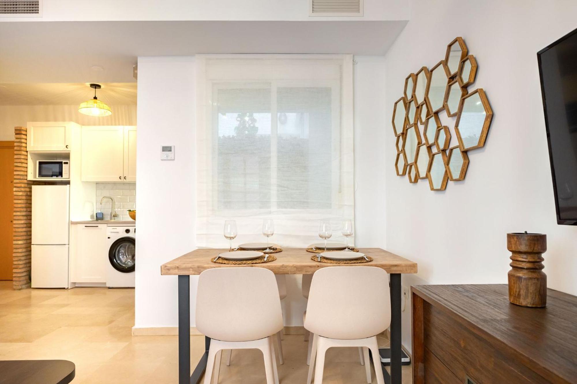 Charming 2 Bedroom Apartment At San Marcos Plaza By Ocityzen เซบีญา ภายนอก รูปภาพ