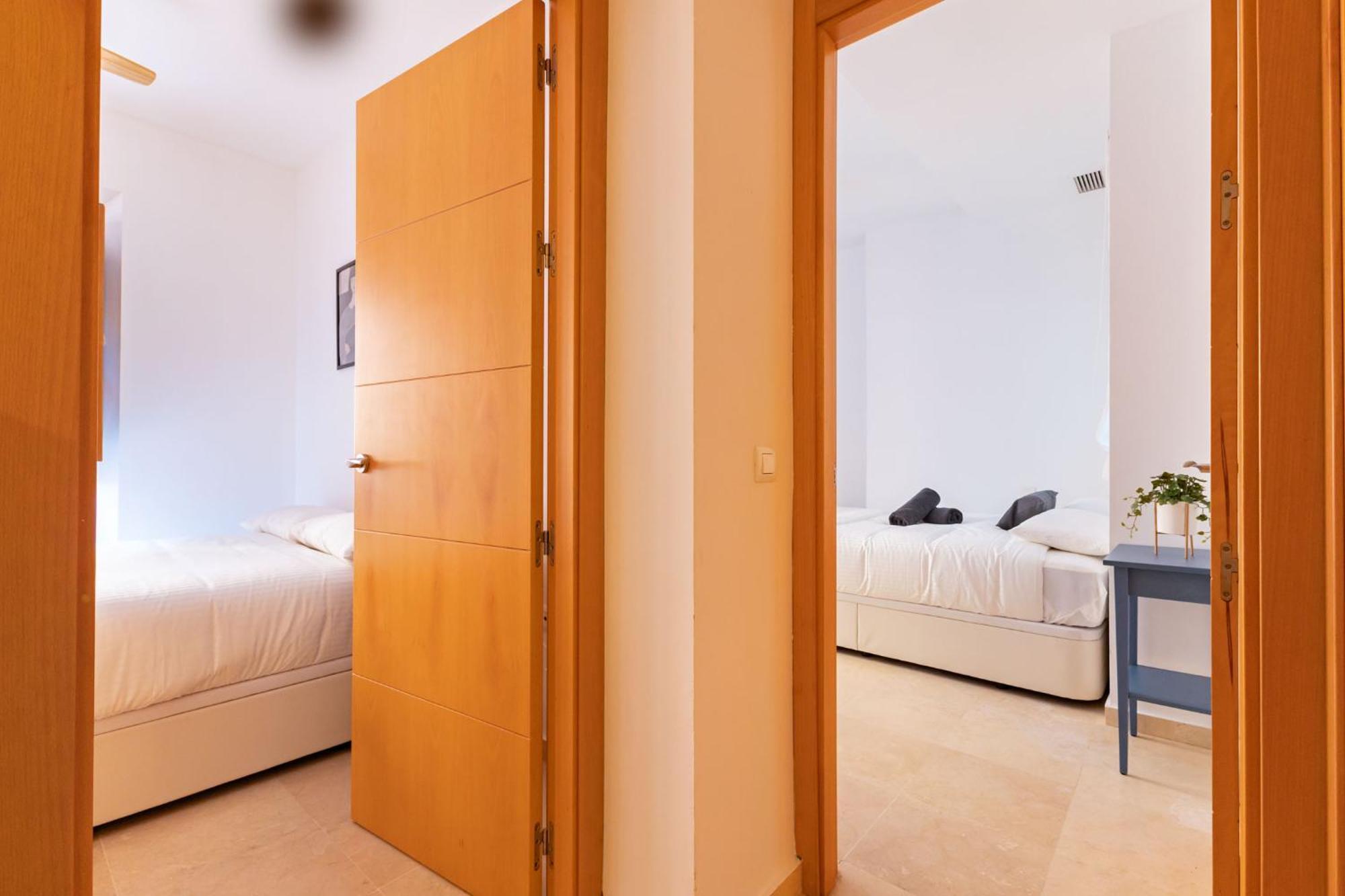 Charming 2 Bedroom Apartment At San Marcos Plaza By Ocityzen เซบีญา ภายนอก รูปภาพ